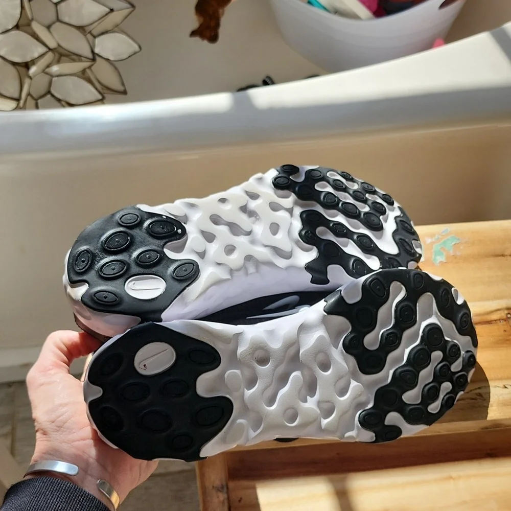 Nike RENEW RUNNING shoes - Picture 9 of 9